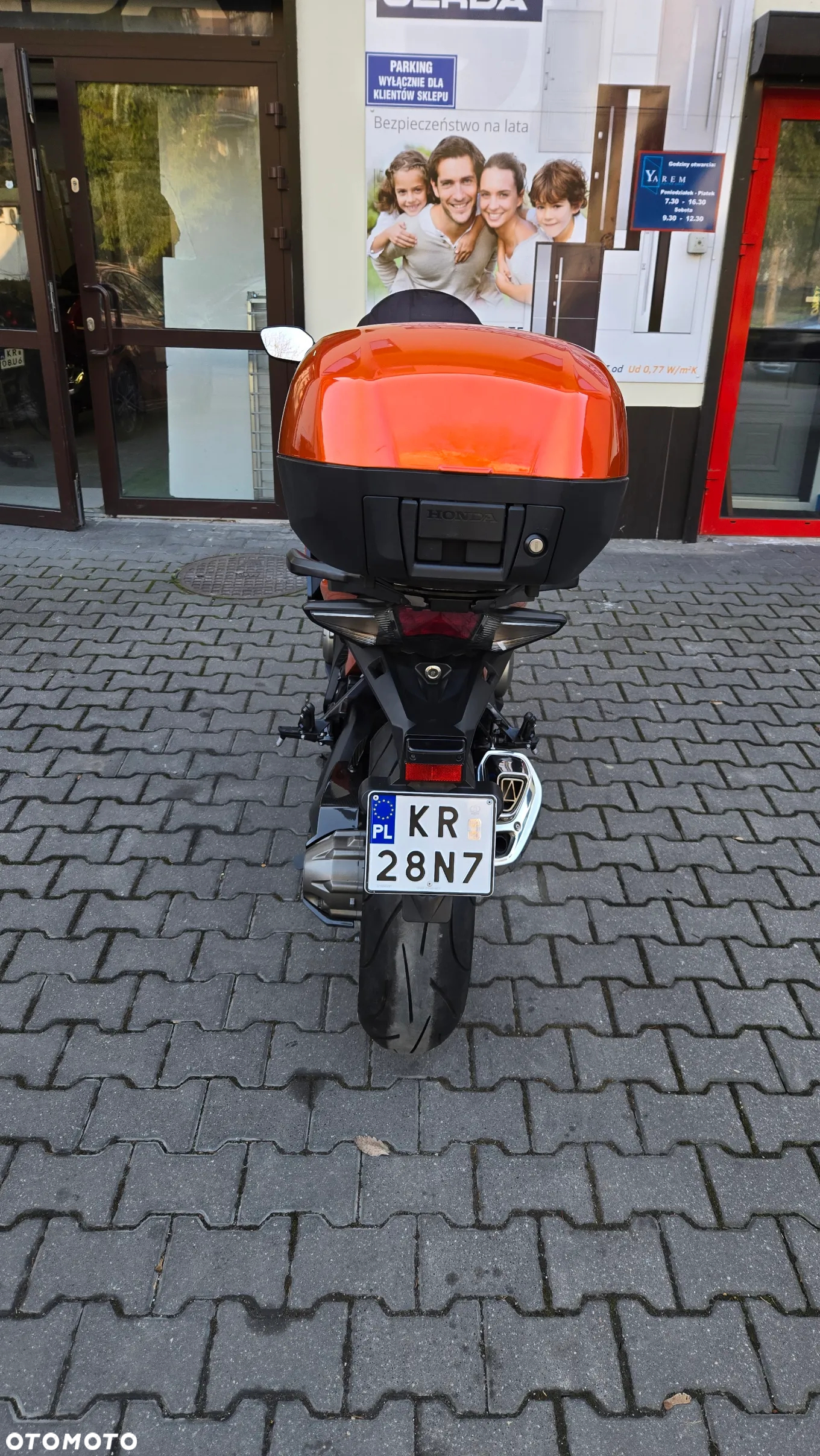 Honda VFR - 2