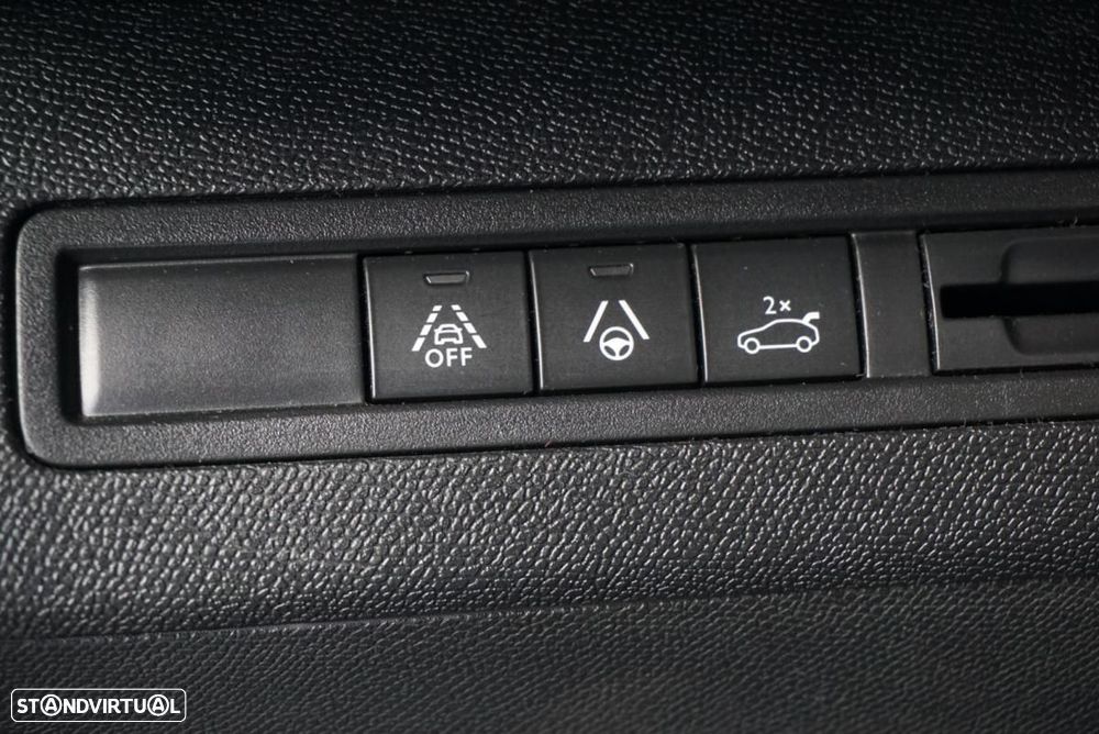 Peugeot 3008 1.5 BlueHDi GT EAT8 - 23