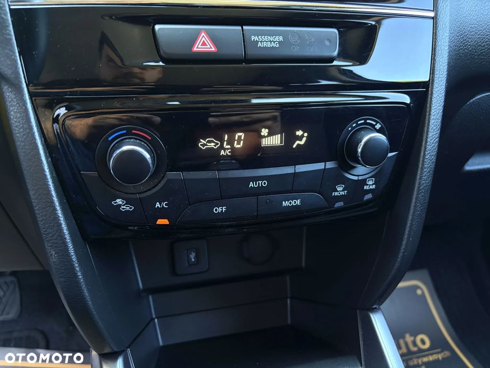 Suzuki Vitara 1.4 Boosterjet Hybrid Club - 31