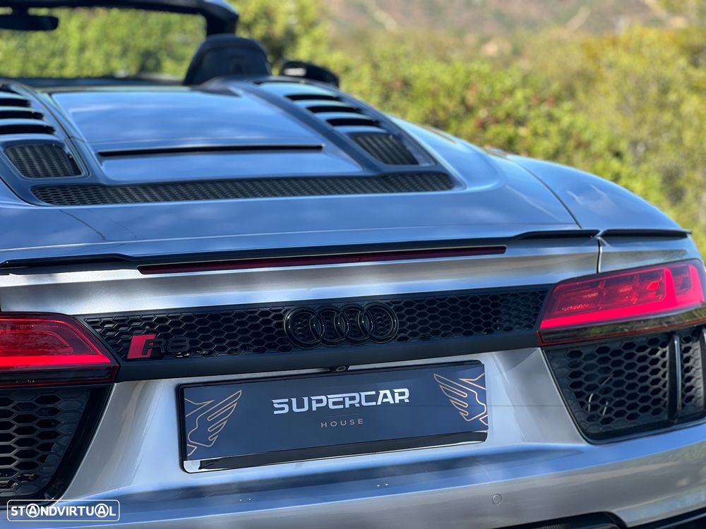 Audi R8 Spyder 5.2 FSi V10 S tronic - 31