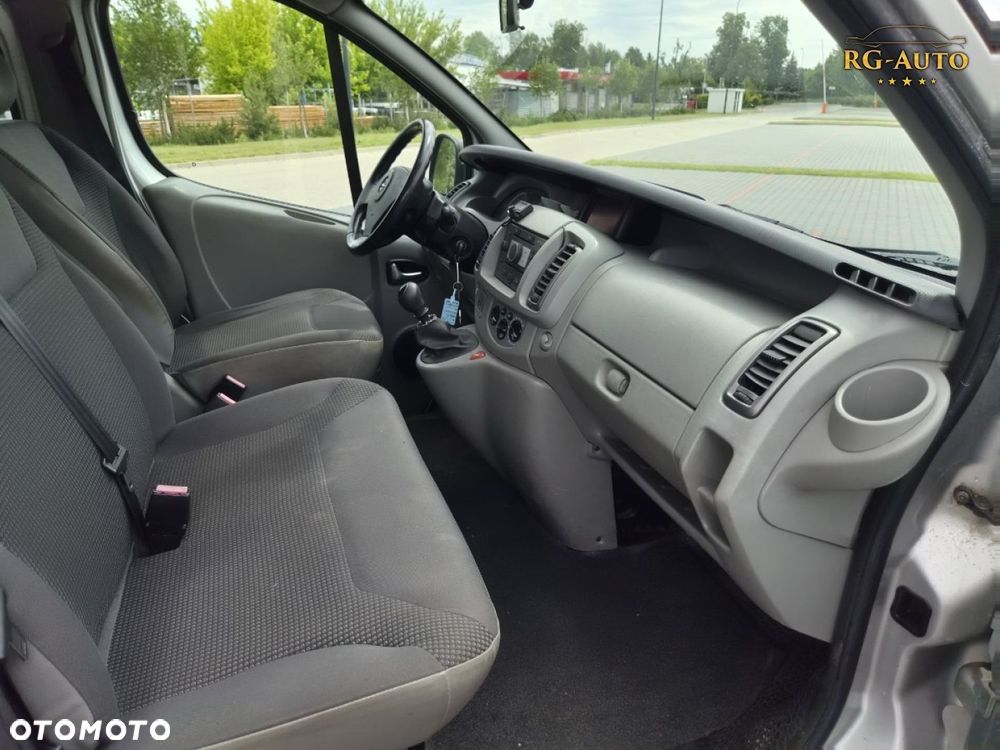 Opel Vivaro - 22