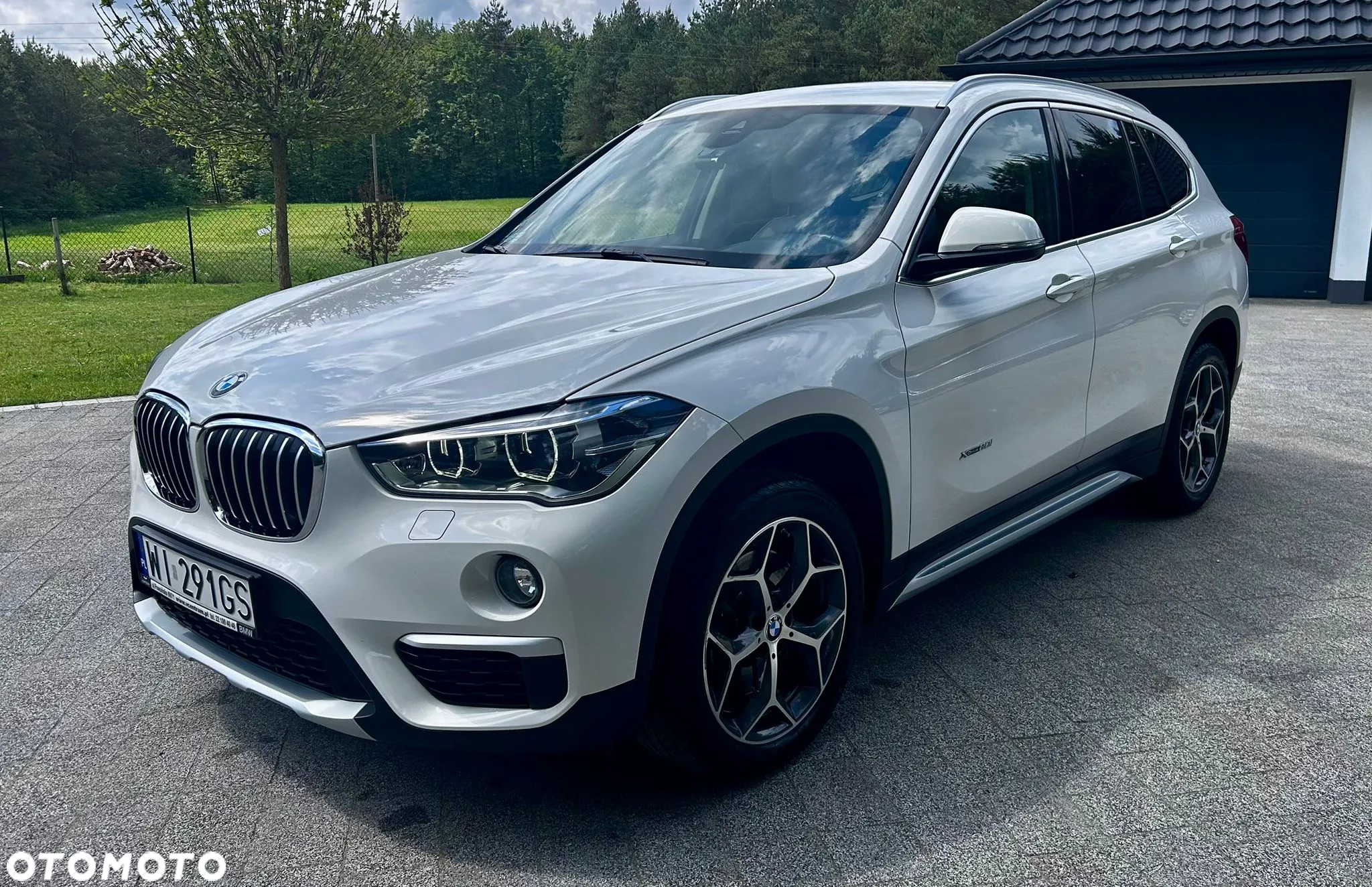 BMW X1 xDrive20i - 2
