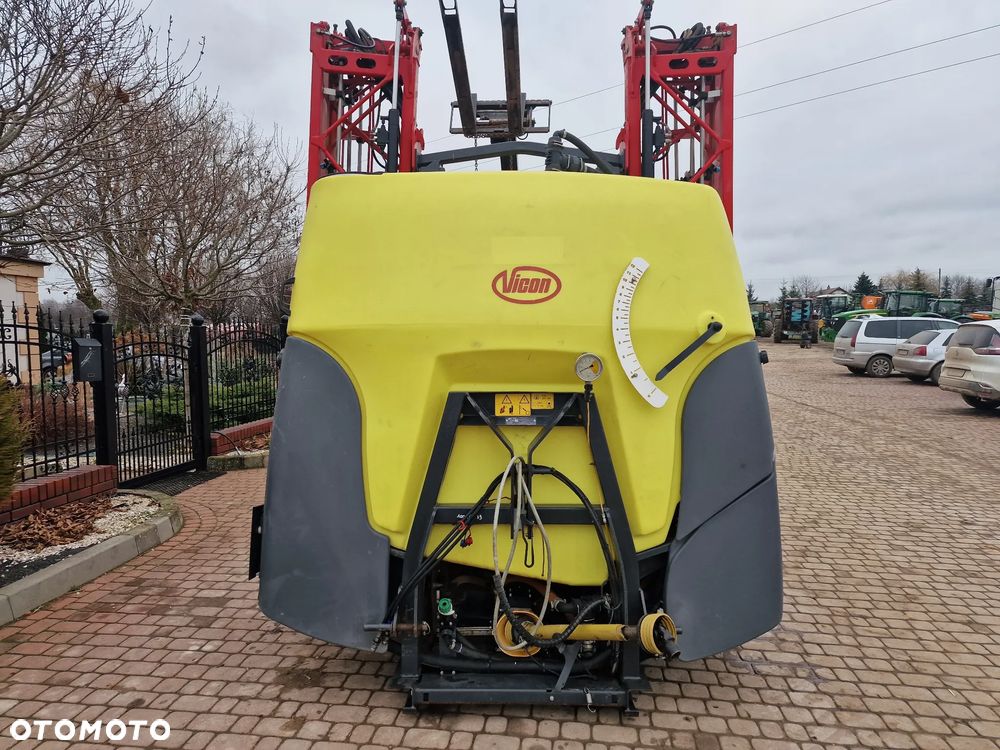 Vicon iXter A12, 2017r, 18m, 1200L - 7