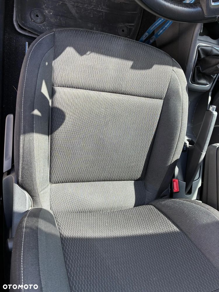 Skoda RAPID 1.2 TSI Ambition - 20