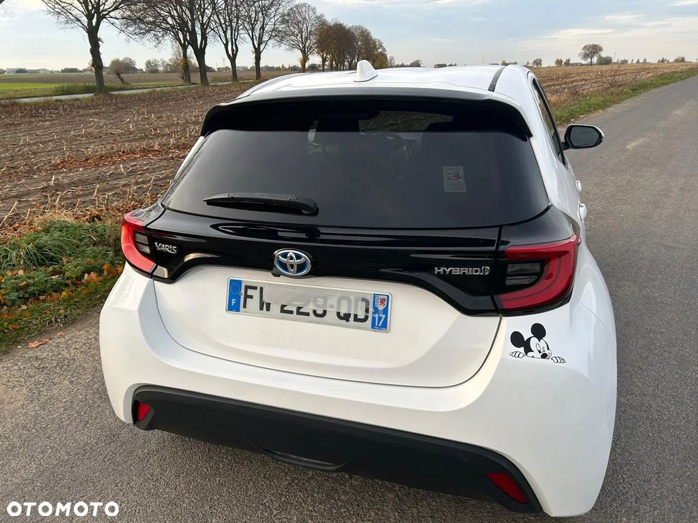 Toyota Yaris Hybrid 1.5 Executive - 6