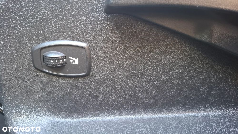 Renault Megane TCe 130 Night and Day - 35