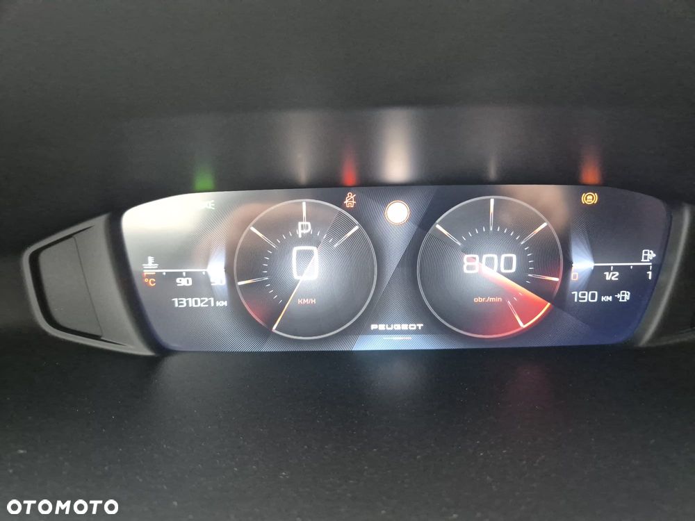 Peugeot 308 BlueHDi 130 EAT8 Allure Pack - 23