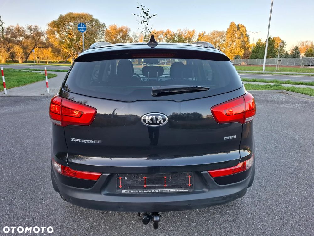 Kia Sportage 2.0 CRDI 4WD Automatik Dream-Team Edition - 3