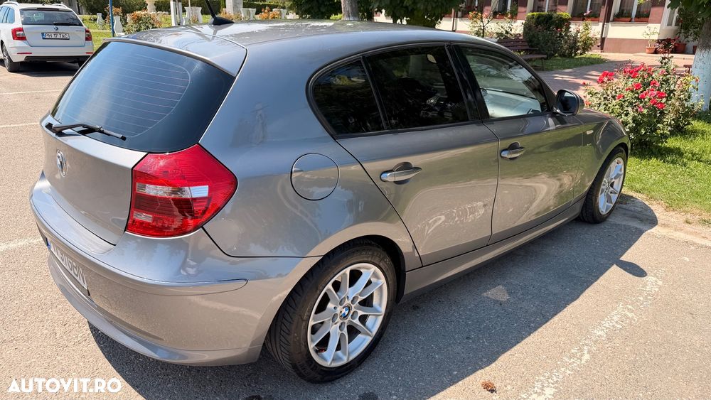 BMW Seria 1 116i - 4