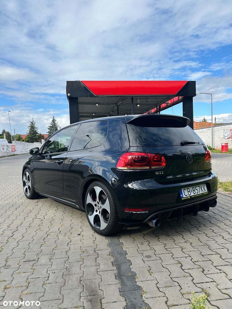 Volkswagen Golf - 3