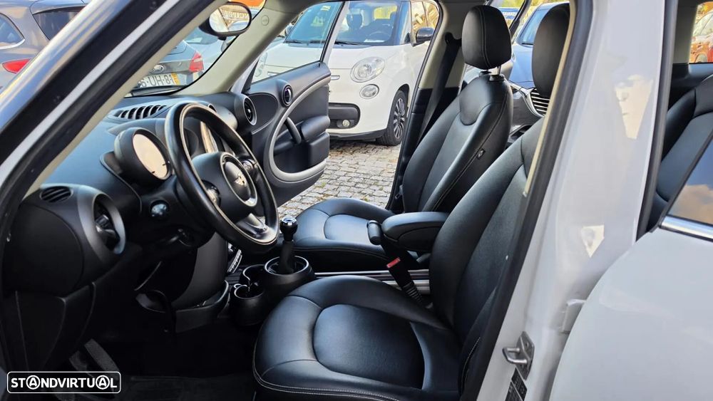 MINI Countryman Cooper D - 13