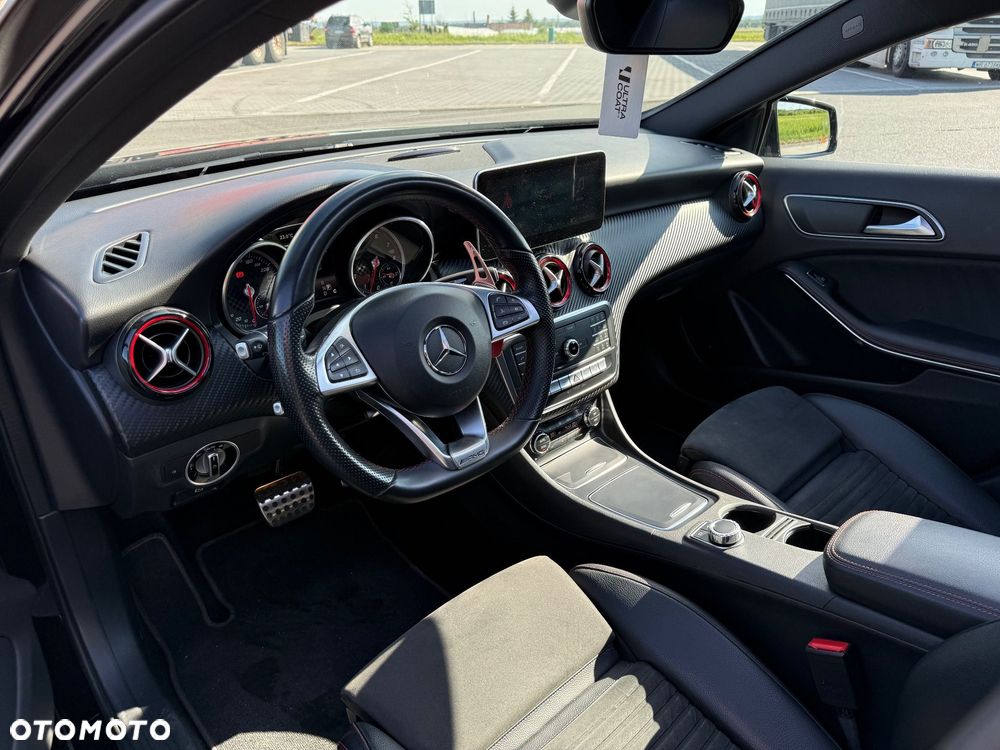 Mercedes-Benz Klasa A 250 4-Matic Sport - 13