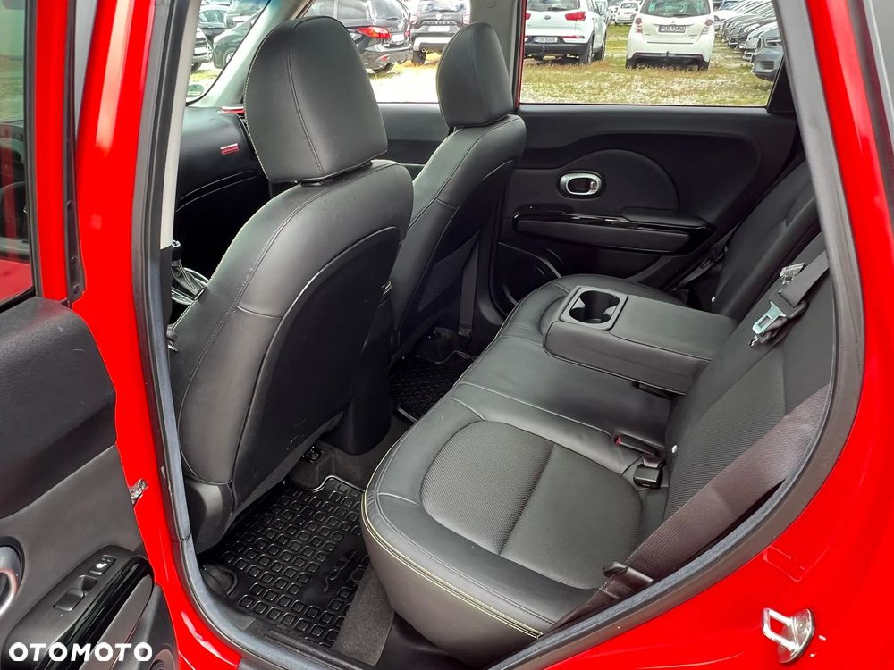 Kia Soul 1.6 CRDI Automatik Iconic - 24