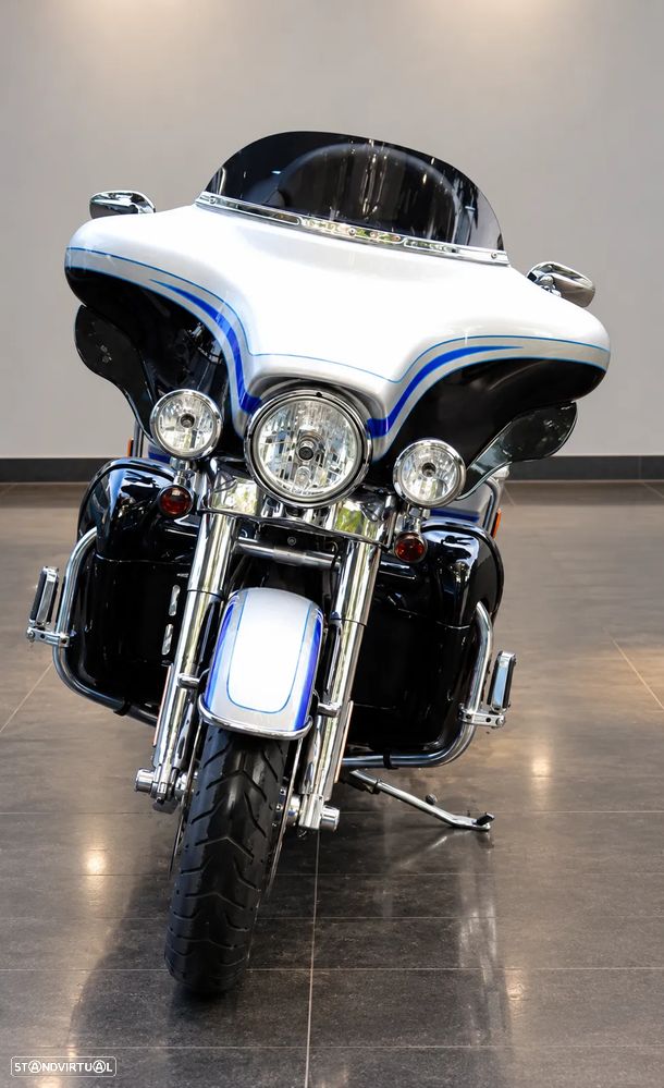 Harley-Davidson Electra Eletra Glide Ultra Classic CVO - 6