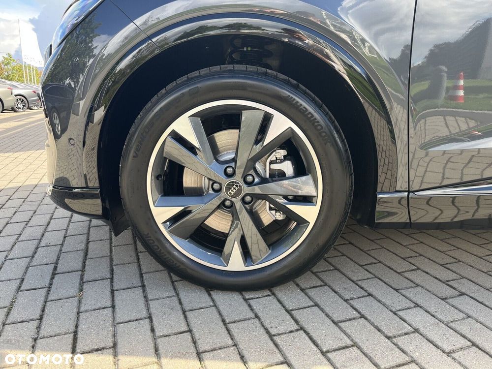 Audi Q4 e-tron - 19