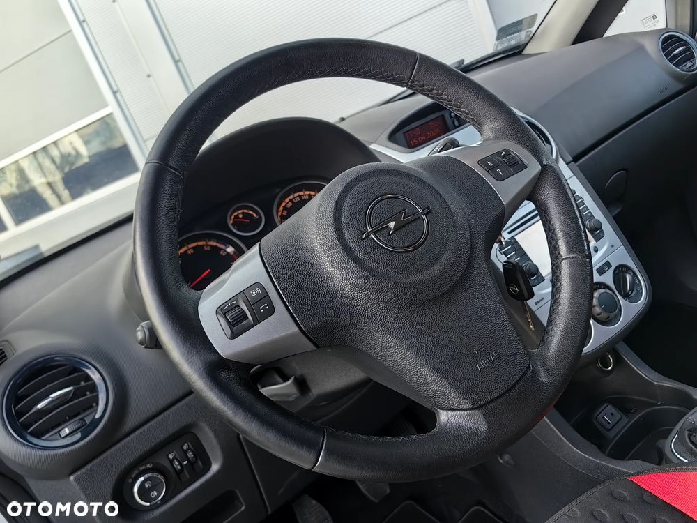 Opel Corsa 1.6T GSI - 16