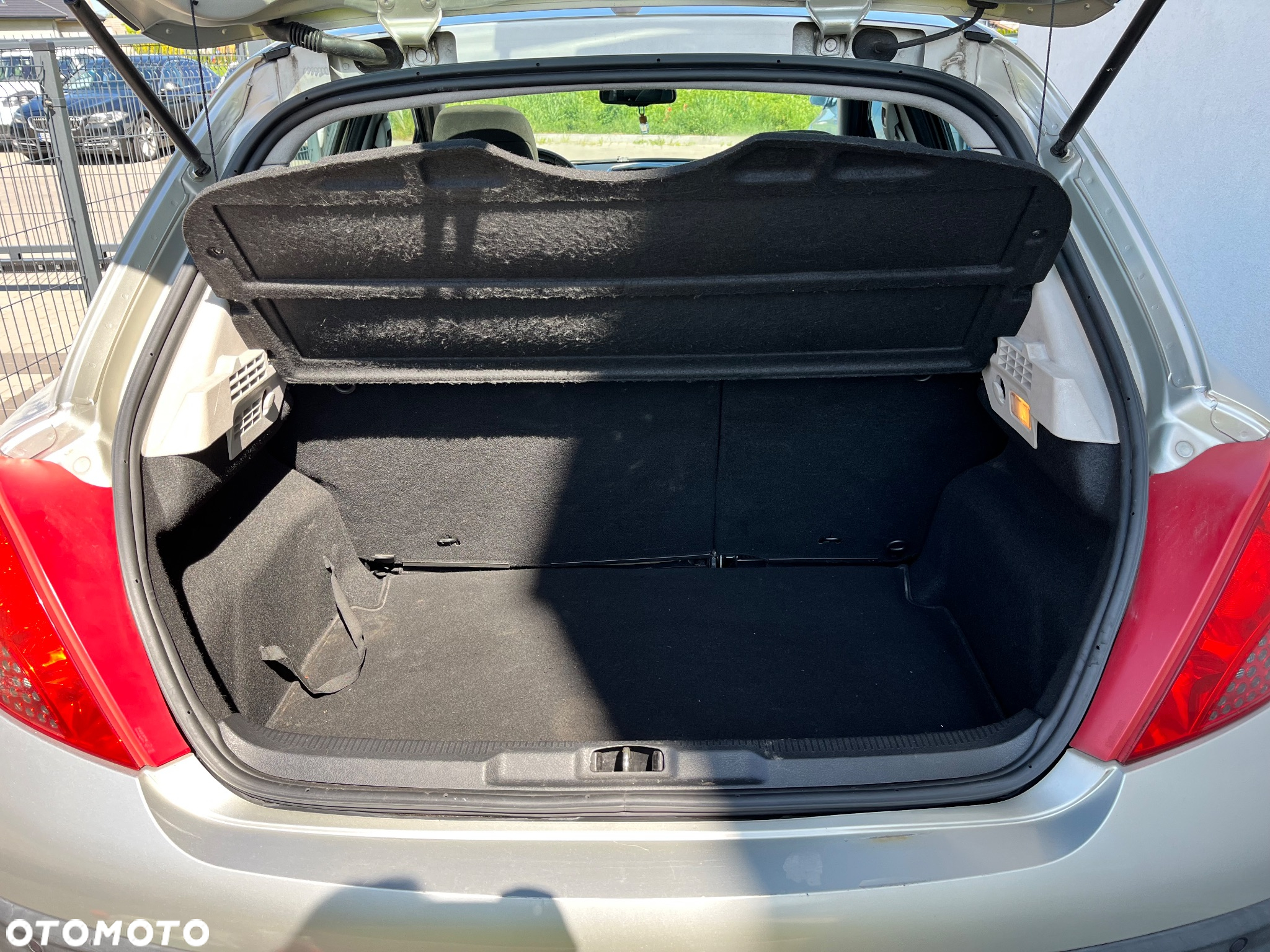 Peugeot 207 110 Sport - 10