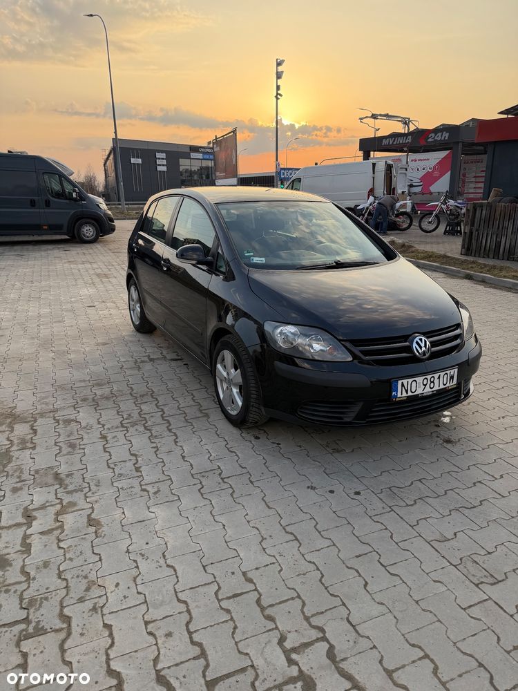 Volkswagen Golf 1.6 FSI Trendline - 2