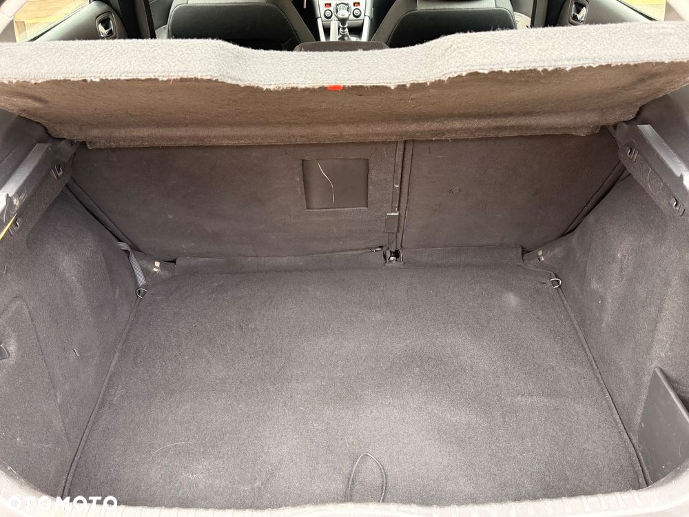 Peugeot 308 1.6 HDi Premium - 28