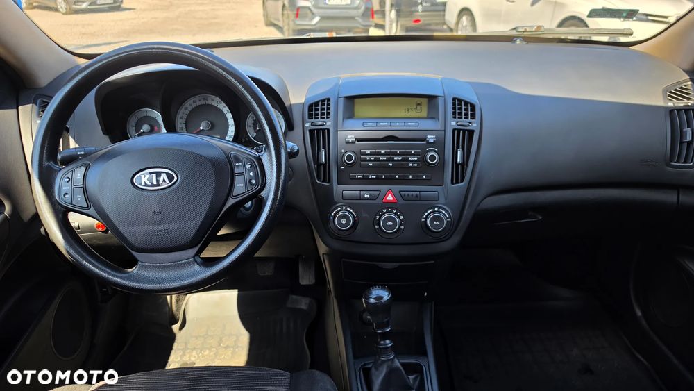 Kia Ceed 1.6 Crdi Comfort - 16