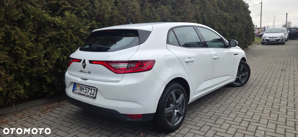 Renault Megane ENERGY TCe 100 LIFE - 8