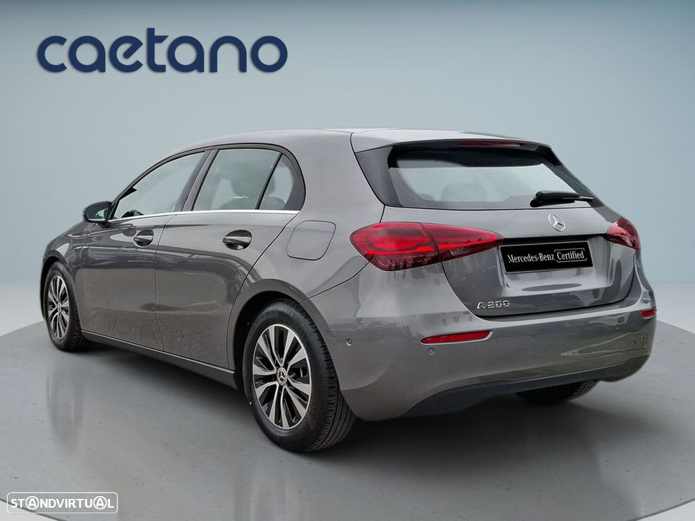 Mercedes-Benz A 200 - 6