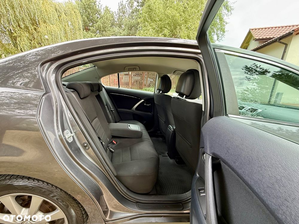 Toyota Avensis 2.2 D-4D Premium - 28