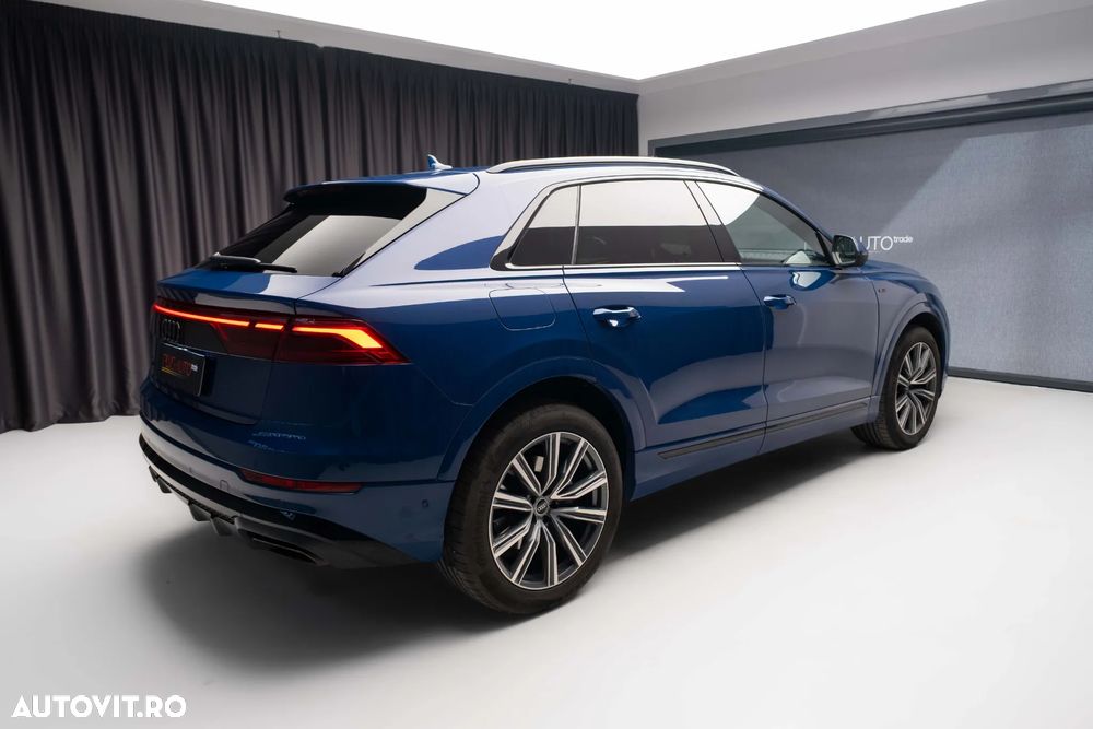 Audi Q8 55 TFSI quattro Tiptronic MHEV - 24