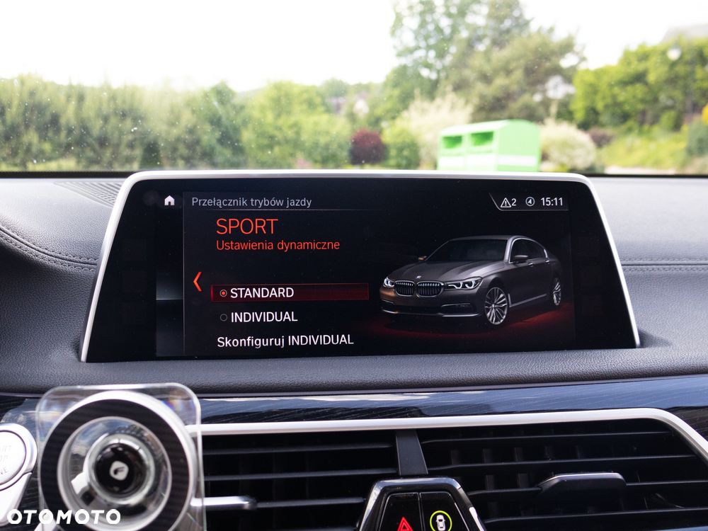 BMW Seria 7 730Ld xDrive - 23