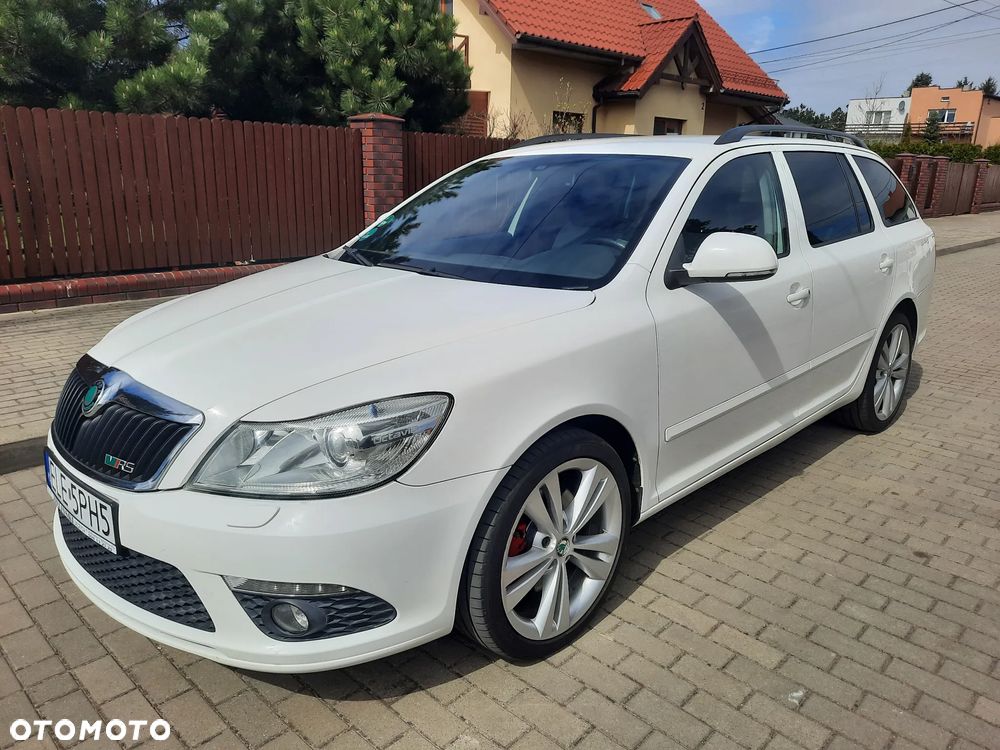 Skoda Octavia 2.0 TDI CR DPF RS - 1