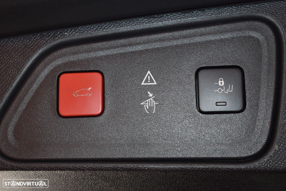 Peugeot 3008 2.0 BlueHDi GT EAT8 - 55