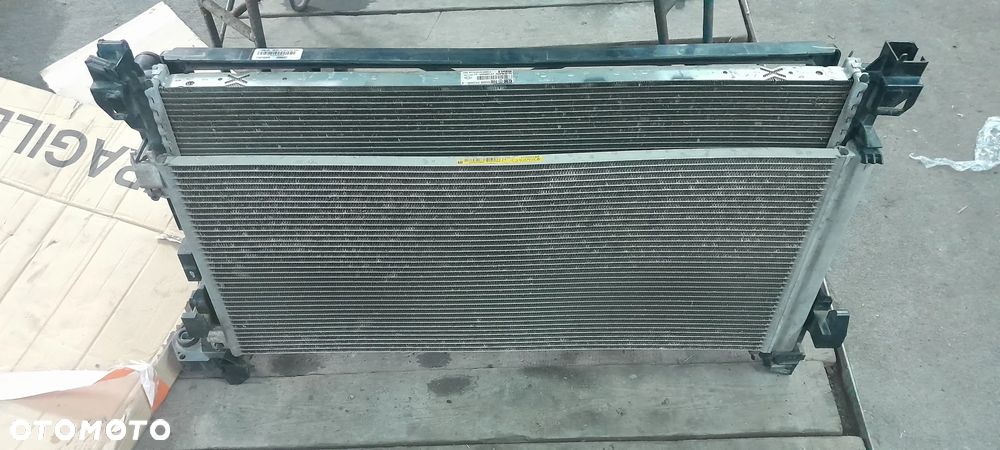 Renault Trafic III 1.6 dci komplet chłodnic z wentylatorem - 1