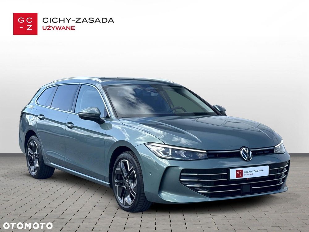 Volkswagen Passat Variant 2.0 TDI SCR Elegance DSG - 8