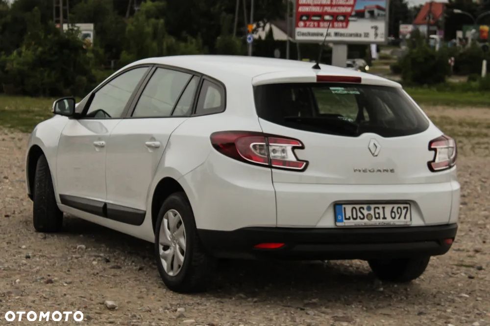 Renault Megane 1.6 16V Expression - 11