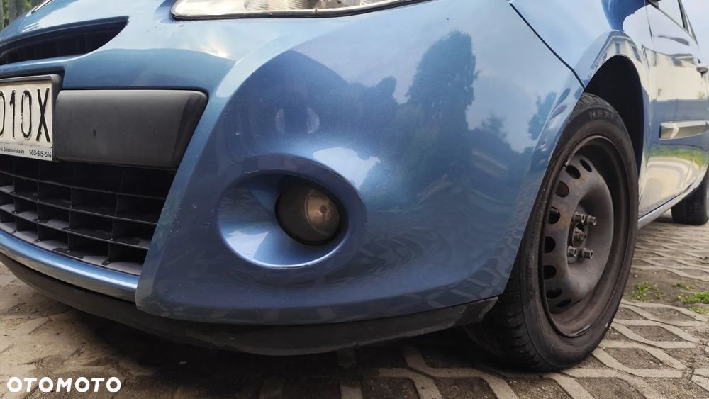Renault Clio 1.2 16V Alize - 9