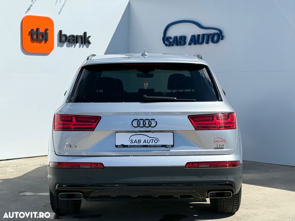 Audi Q7 - 24