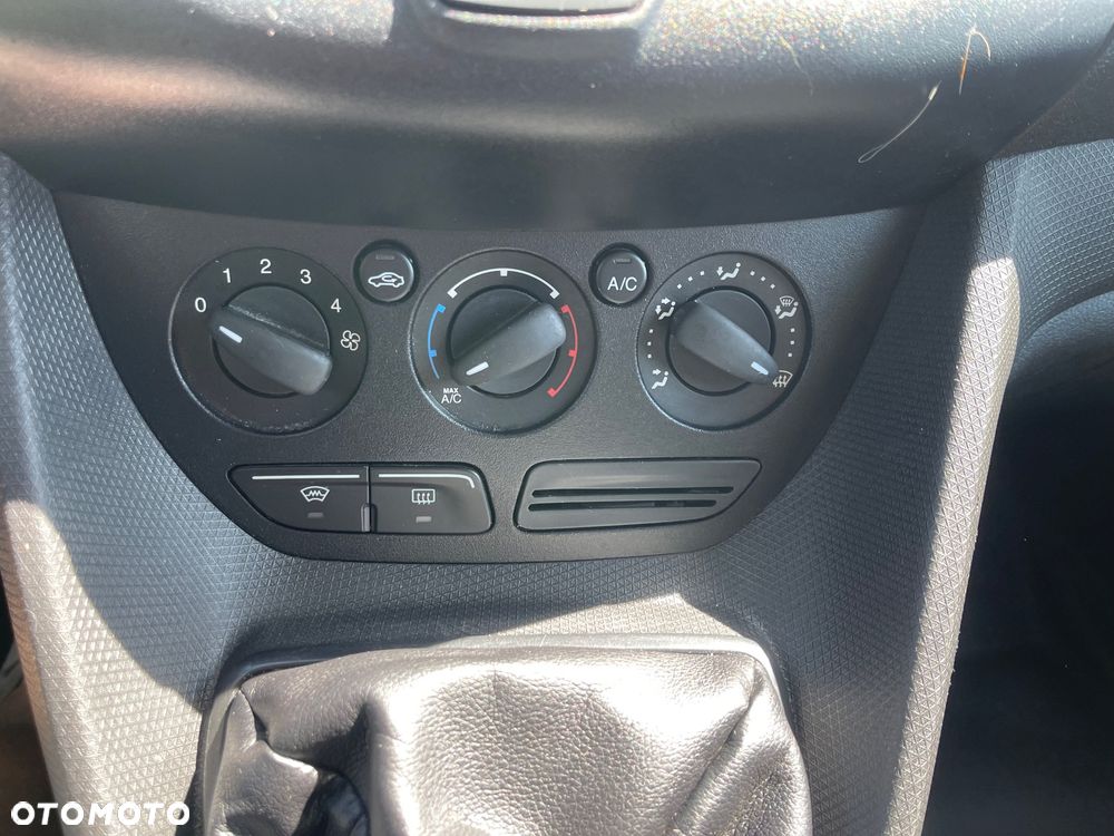 Ford Tourneo Connect 1.5 EcoBlue Start-Stop Active - 24