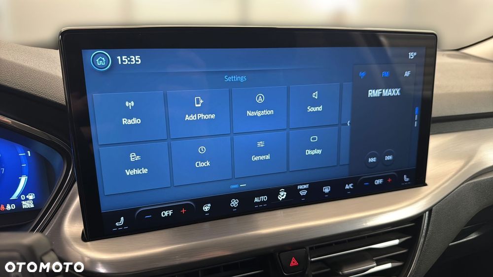 Ford Focus 1.0 EcoBoost mHEV Titanium X - 19