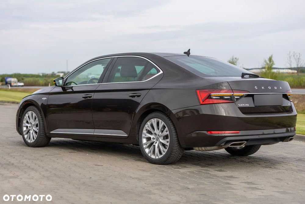 Skoda Superb 2.0 TSI 4x4 L&K DSG - 6