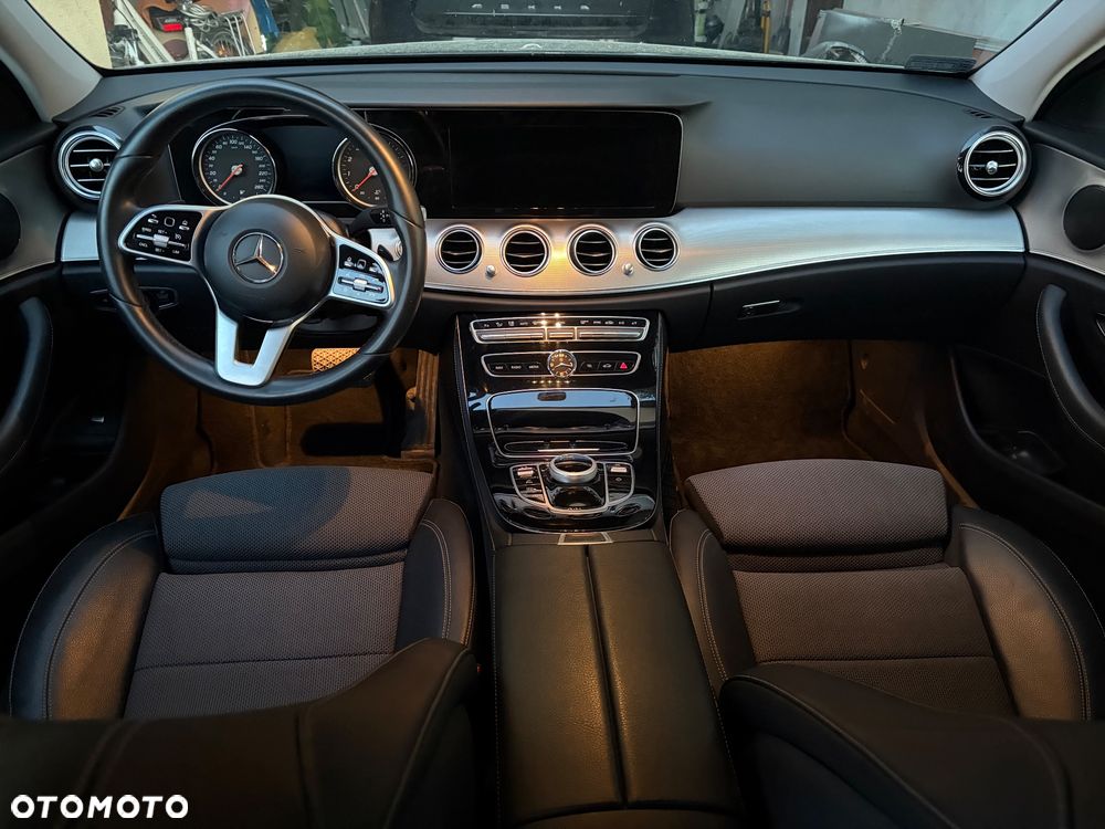 Mercedes-Benz Klasa E - 3