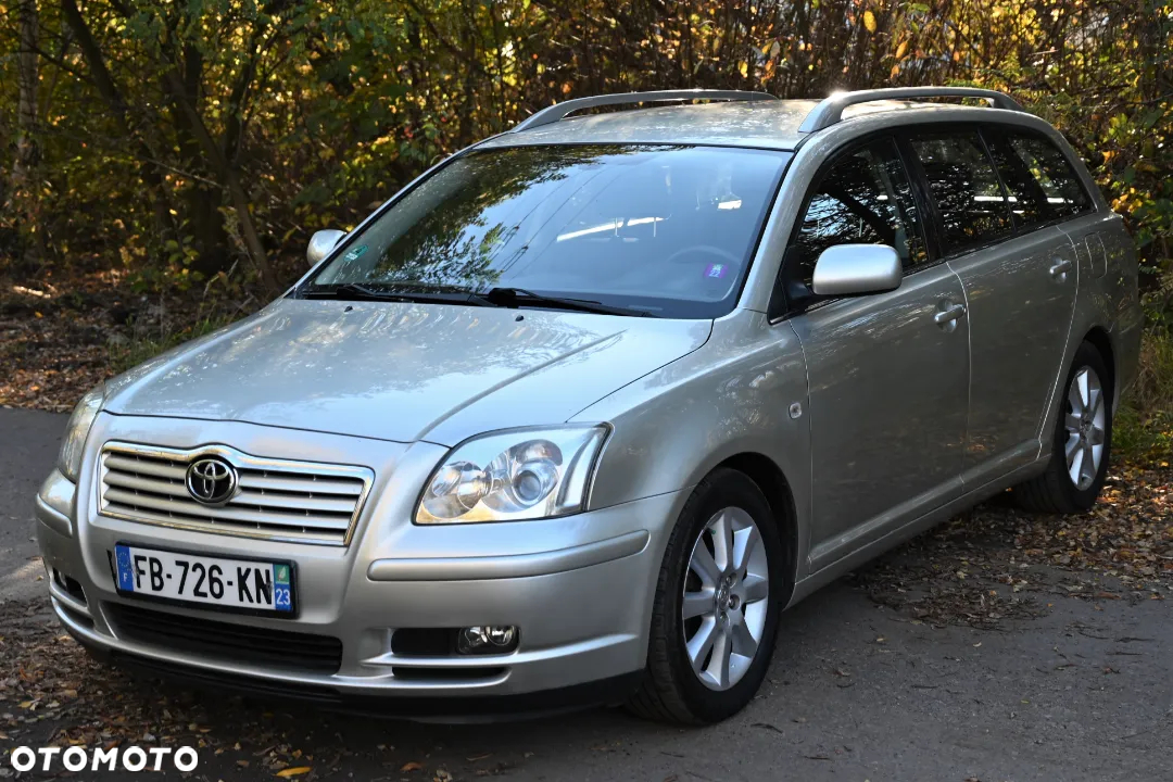 Toyota Avensis - 5