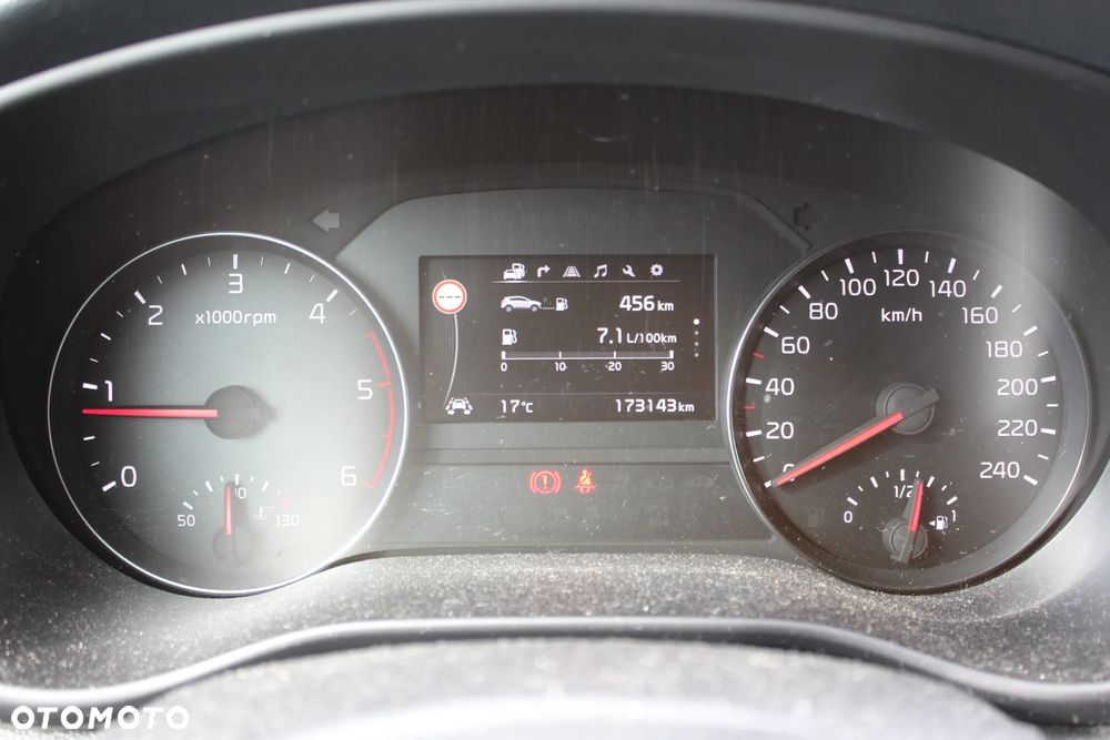 Kia Sportage 1.7 CRDI 2WD Attract - 28