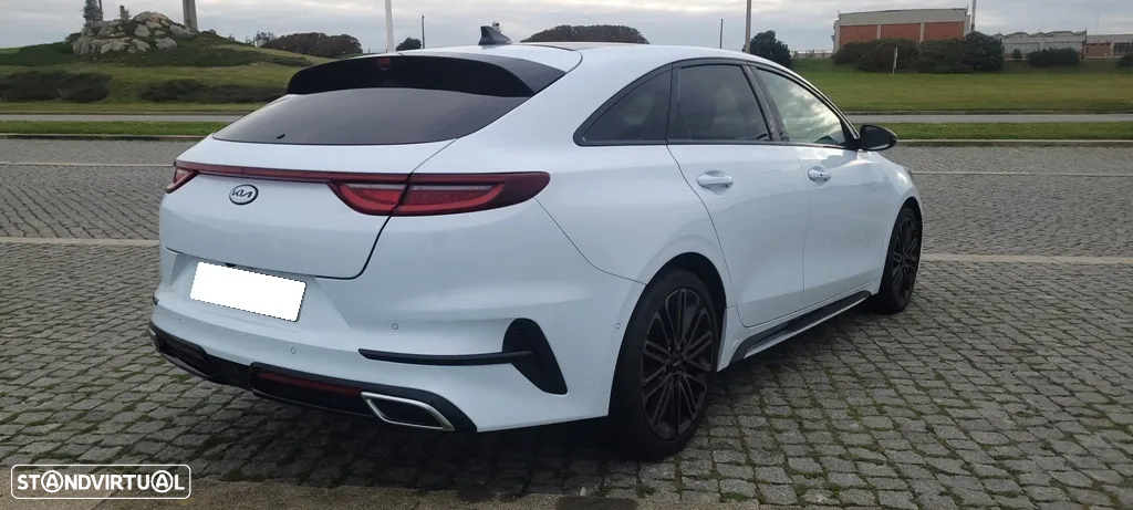 Kia ProCeed 1.6 CRDi SCR GT LINE - 6