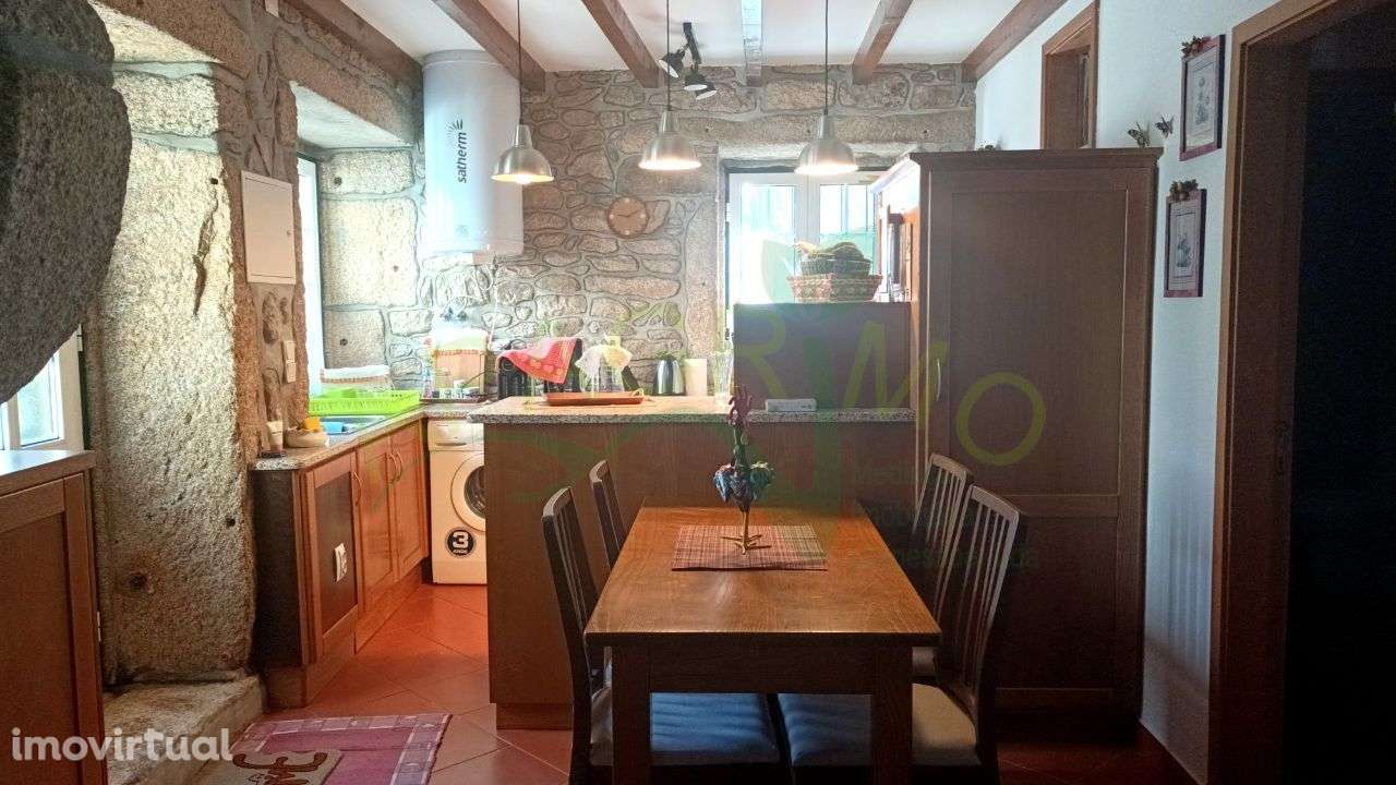Moradia T3 na zona histórica da Vila de Penedono - Grande imagem: 4/18