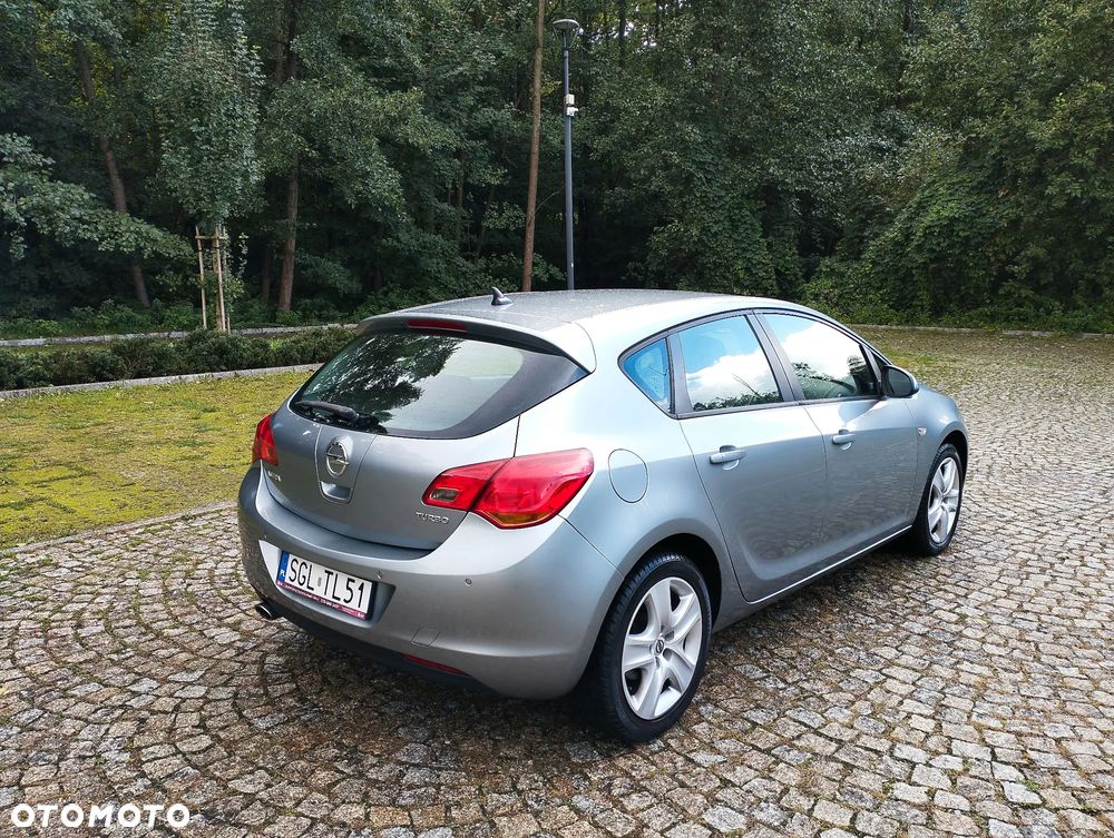 Opel Astra 1.4 Turbo Innovation - 16