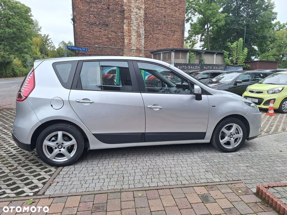 Renault Scenic 1.6 16V 110 TomTom Edition - 5