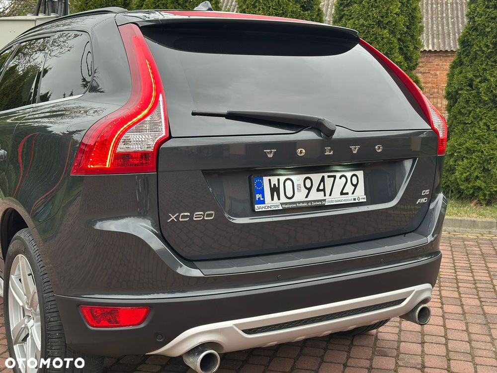 Volvo XC 60 D5 AWD RDesign - 5