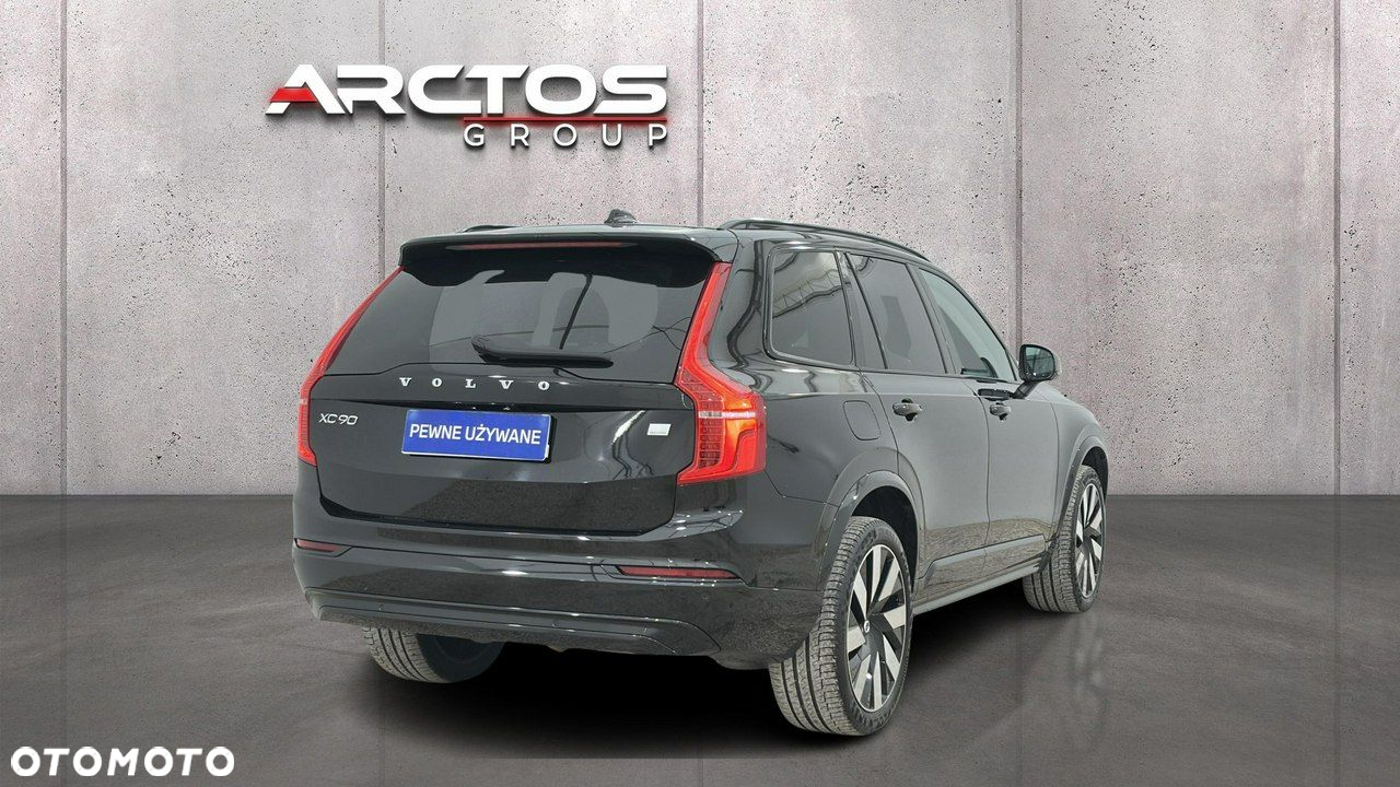 Volvo XC 90 T8 AWD Plug-In Hybrid Ultimate Dark 7os - 5