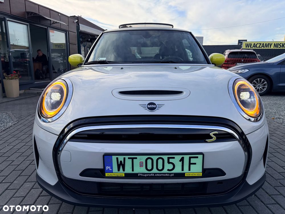 MINI Cooper SE Electric Trim - 15