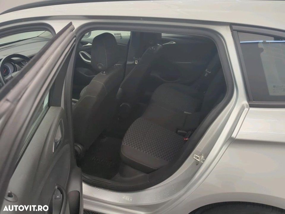 Opel Astra - 11
